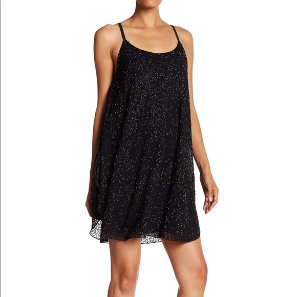 Alice + Olivia Dresses & Skirts - NWT Alice + Olivia beaded dress